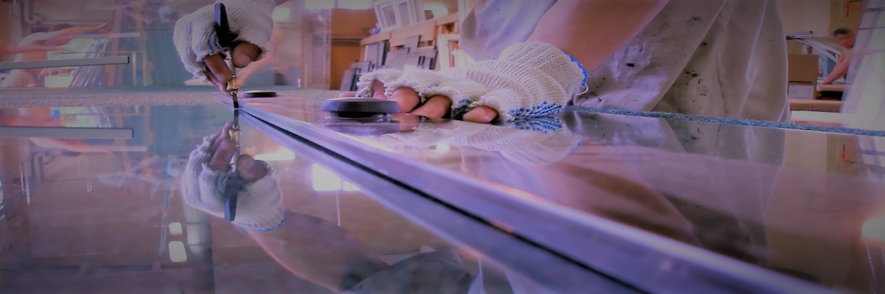 Slider, Glass Cutting Service in Elephant & Castle, SE17