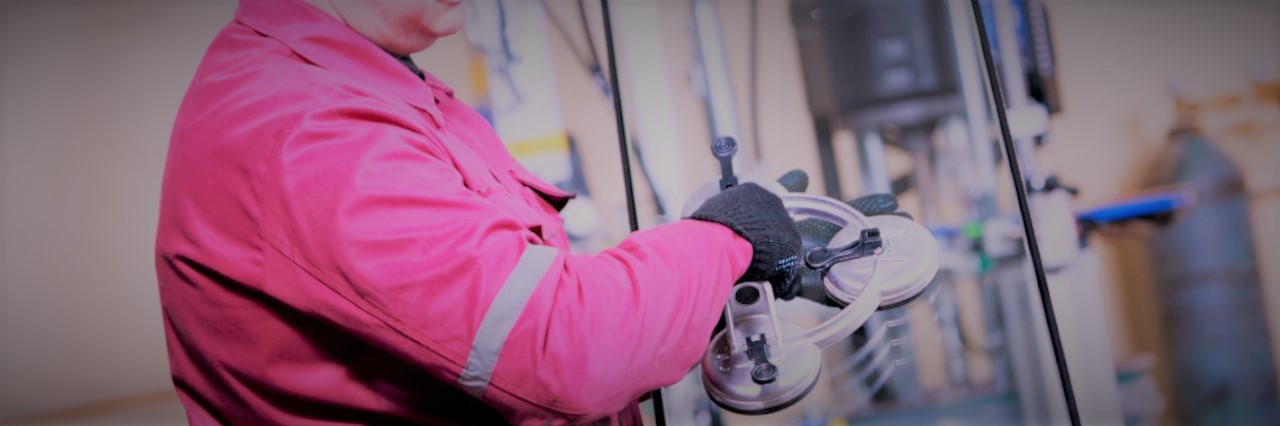 Slider, Glass Fitters in Elephant & Castle, SE17